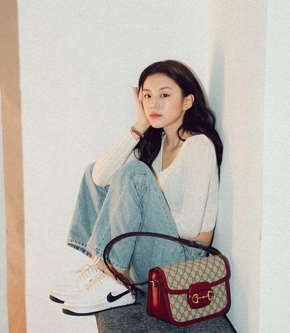 instagram.com/goyounjung