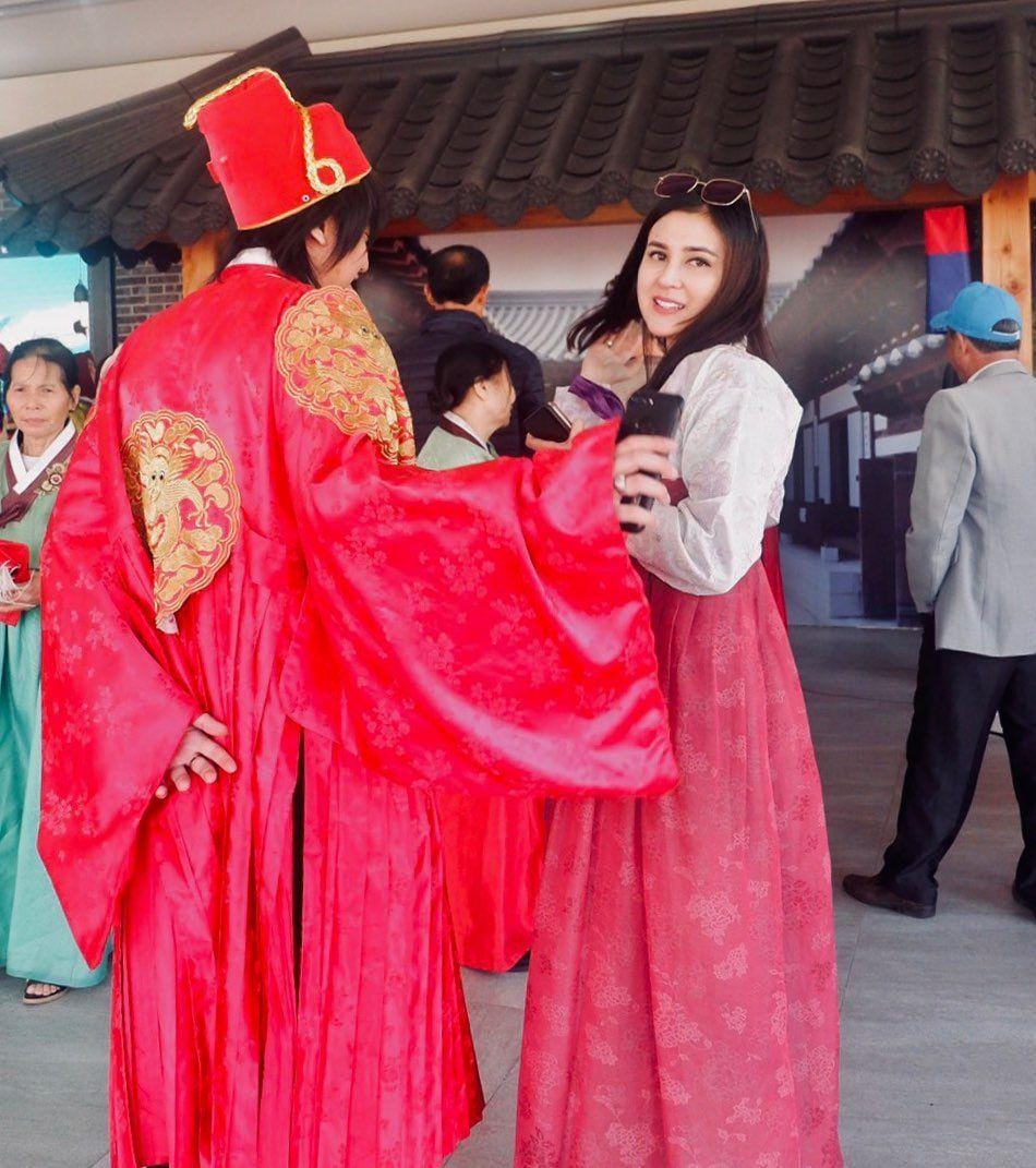 instagram.com/vicymelanie