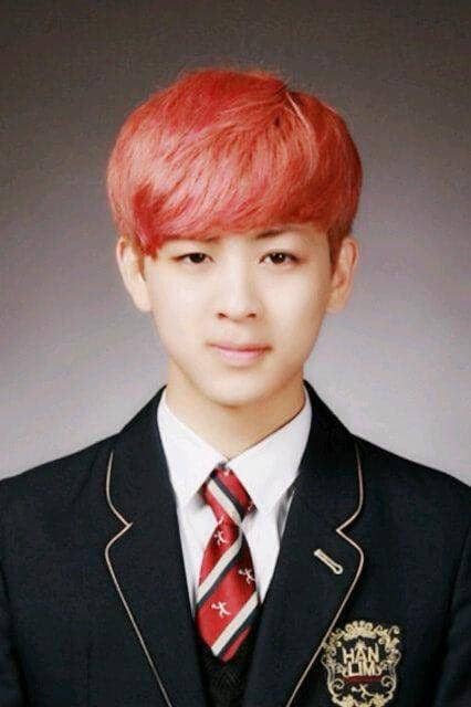 twitter.com/houseofikon