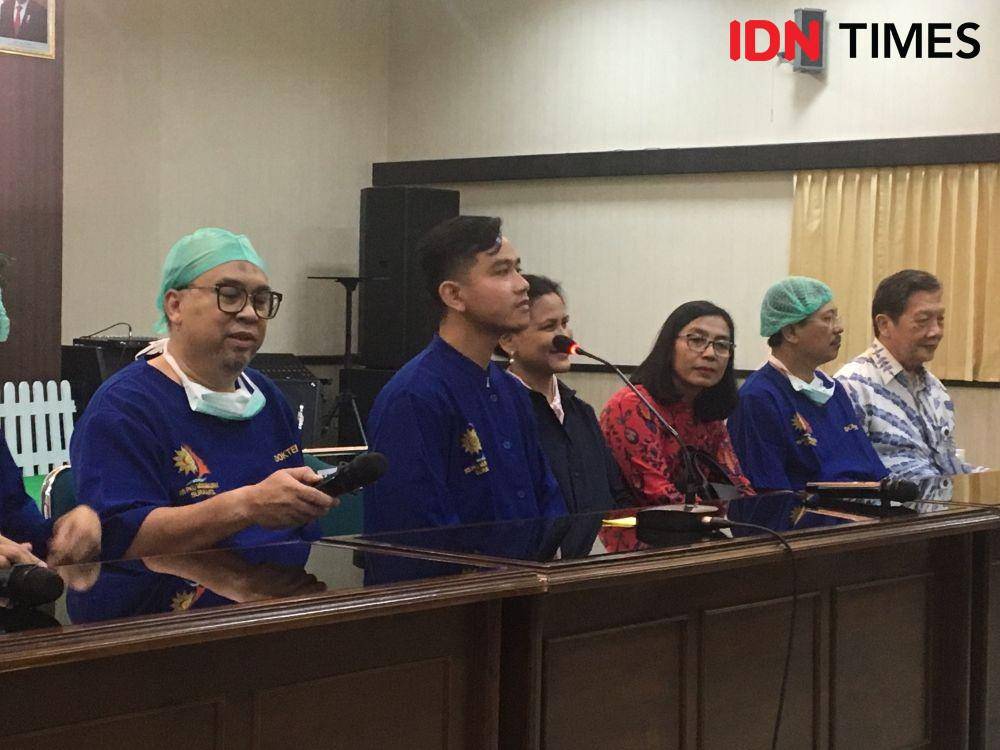 (Gibran Rakabuming Raka saat konfrensi pers kelahiran anak keduanya) IDN Times / Larasati Rey