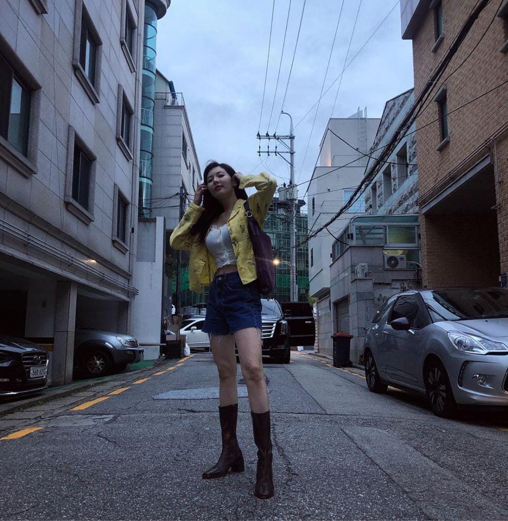 Instagram.com/hyunah_aa