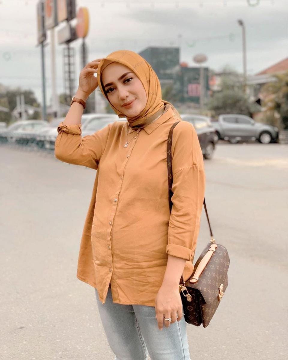 Instagram/yulitamci5real