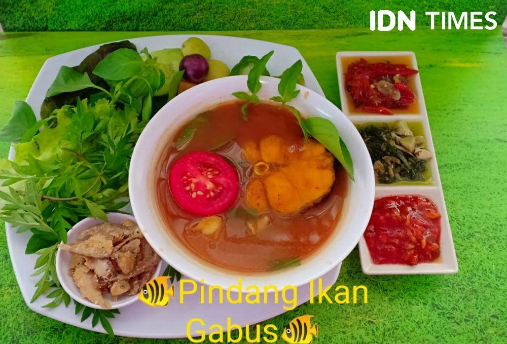 Pindang ikan gabus (Beragam Menu Pindang di Kota Palembang yang Bikin Ngiler, Tertarik Nyoba? - IDN Times/Feny Maulia Agustin)