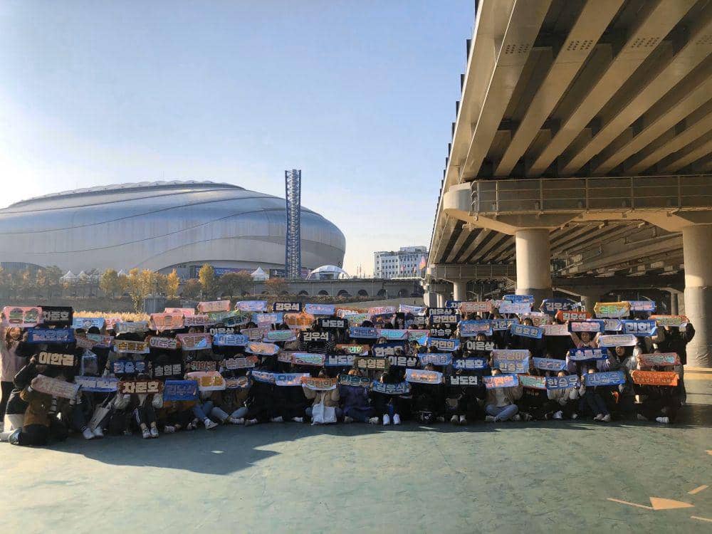 twitter.com/Rxmantic_Kitty