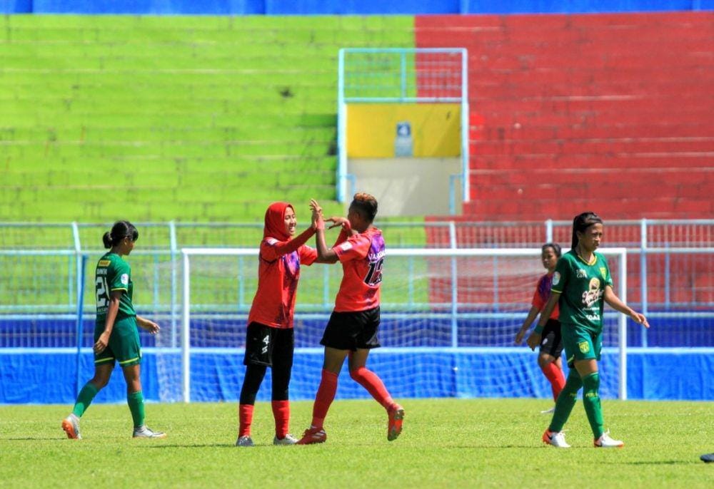Arema FC putri sukses mengalahkan Persebaya putri dengan skor 3-0 di Stadion Kanjuruhan, Minggu (17/11/2019). IDN Times/ Alfi Ramadana