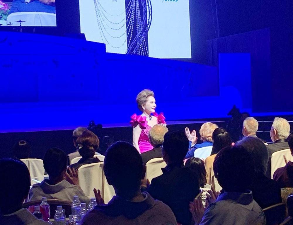 Instagram/dewisukarnoofficial