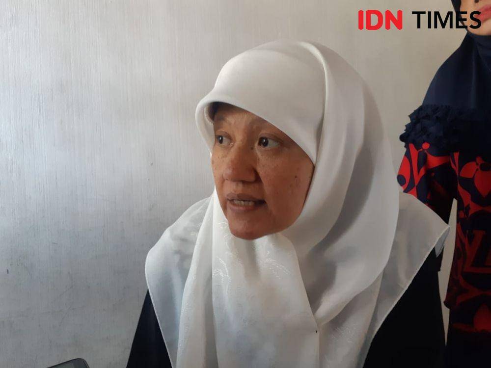 Anggota DPRD Surabaya sekaligus Bacawali PKS, Reni Astuti saat di Kantor DPW PKS Jatim, Minggu (17/11).