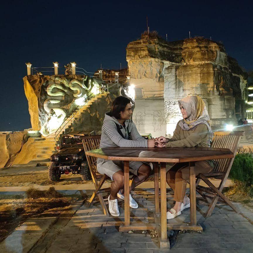 instagram.com/regina_irawan03