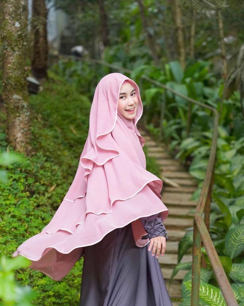Instagram.com/anisarahma_12