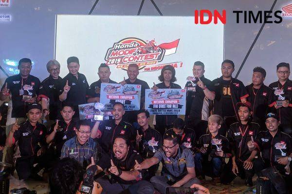 Para juara dan dewan juri Honda Modif Contest 2019 - IDN Times/Rijalu Ahimsa