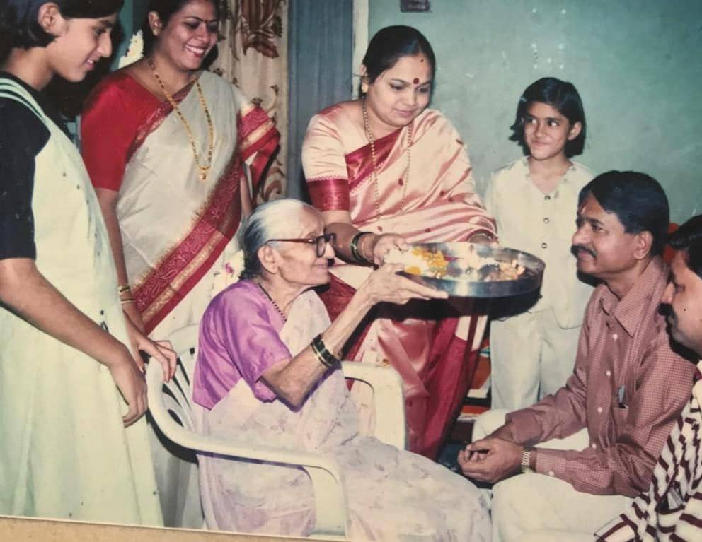 Instagram.com/mrunalofficial2016