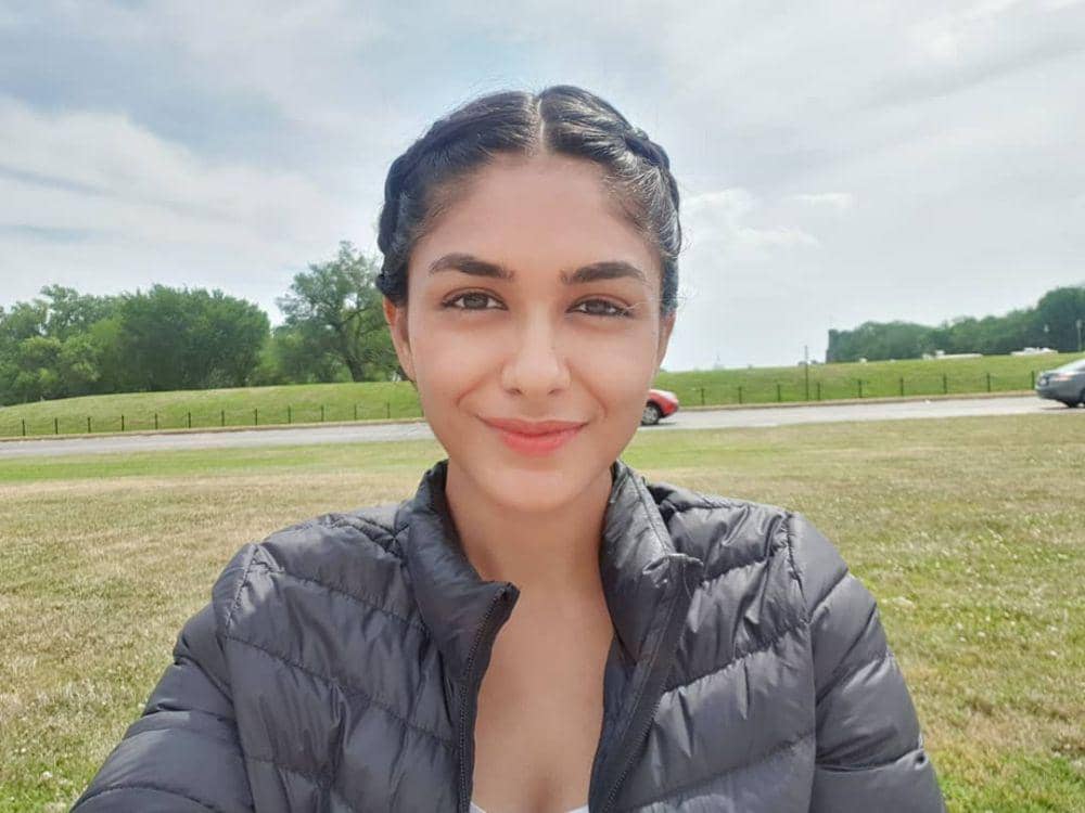 Instagram.com/mrunalofficial2016