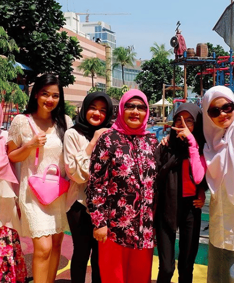 instagram.com/titi_kamall