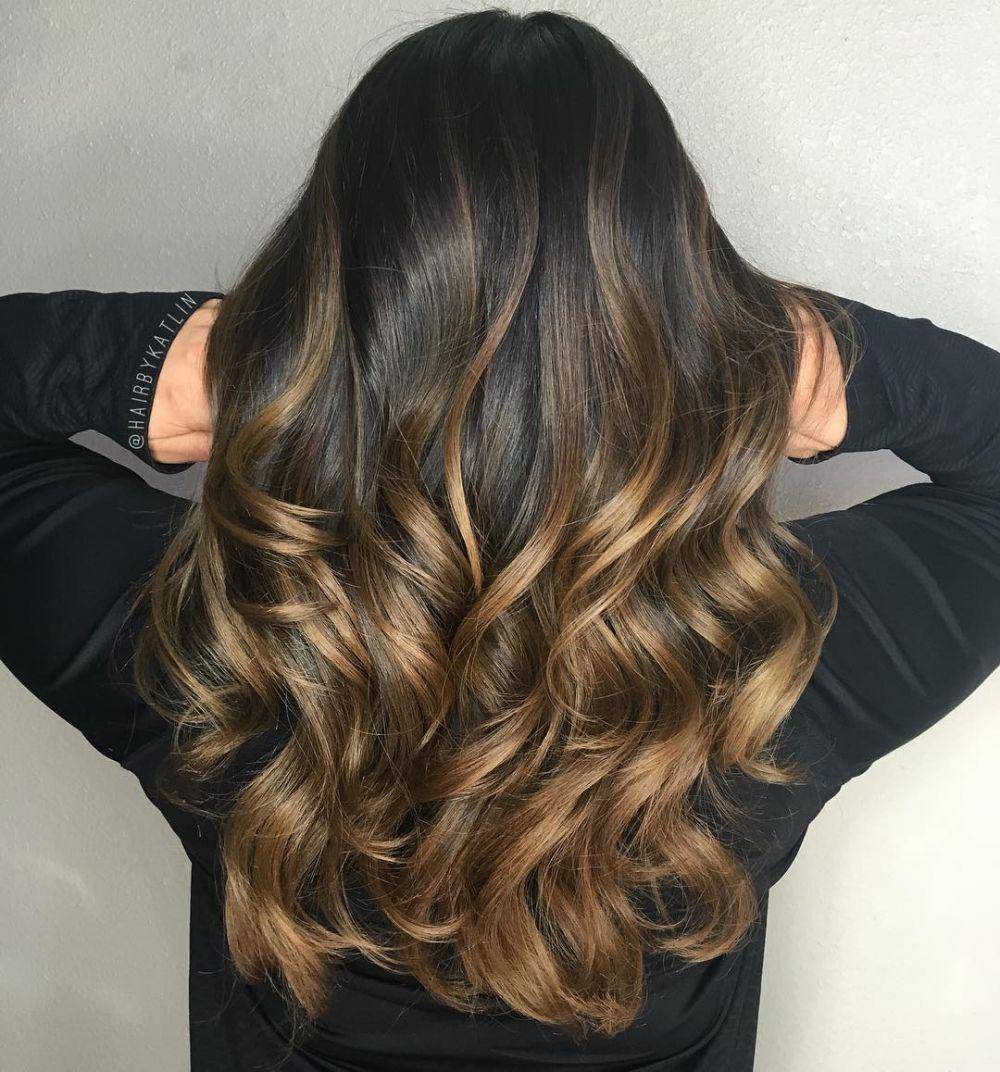 Tidak Hanya Ombre, 7 Teknik Pewarnaan Rambut Ini Juga Bisa Kamu Coba