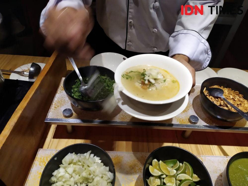 Kuliner Palembang di Santika Hotel Medan (IDN Times/Masdalena Napitupulu)