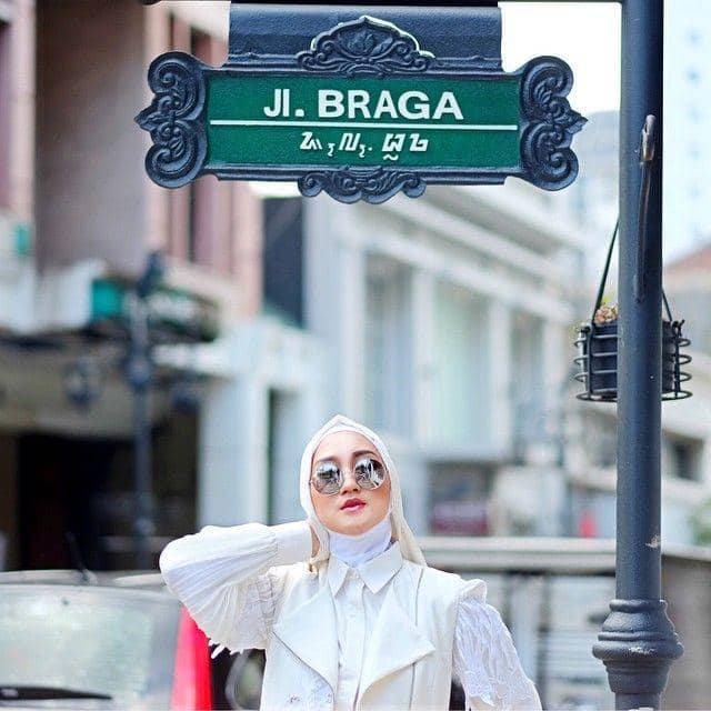 instagram.com/dianpelangi