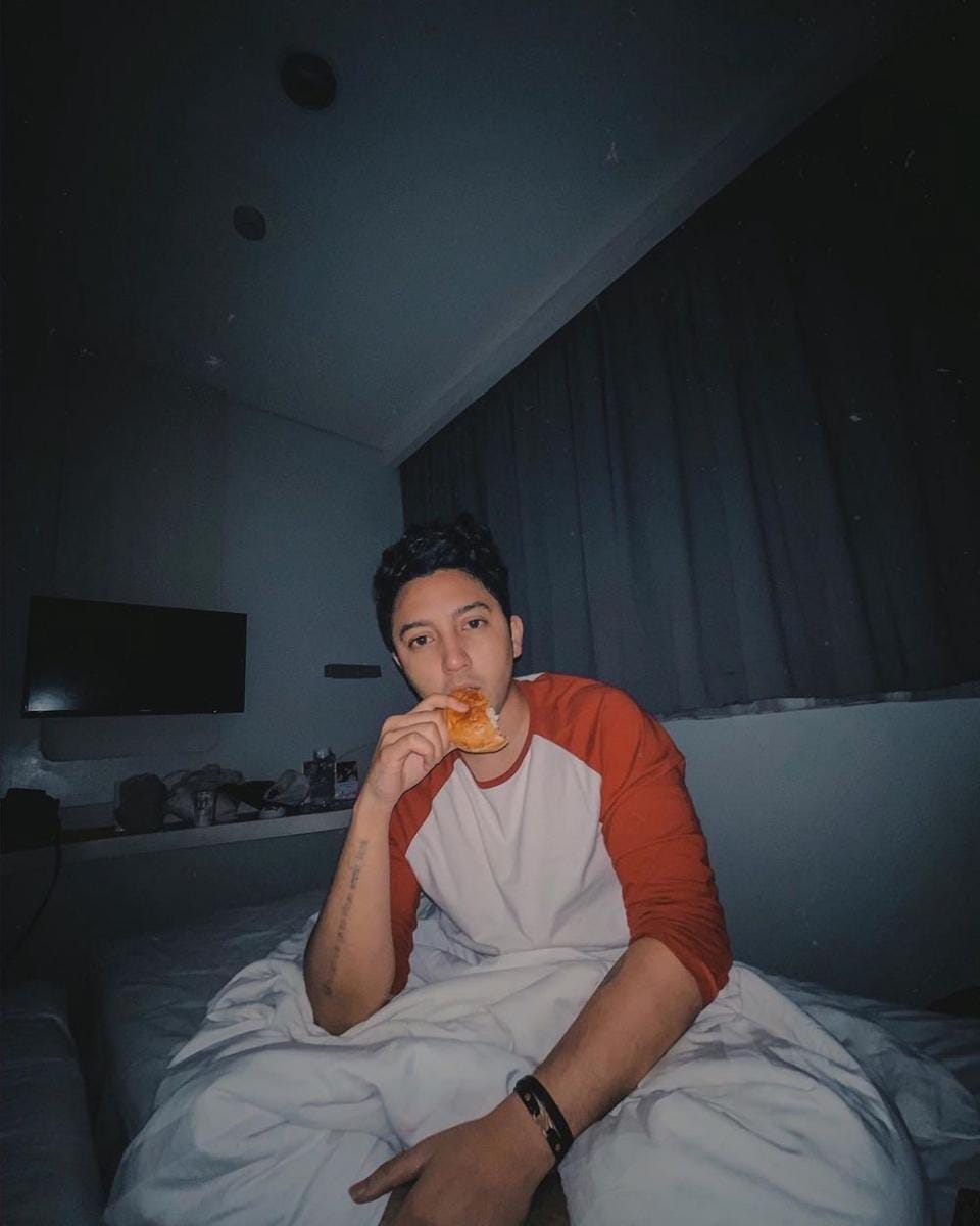 instagram.com/aronashab