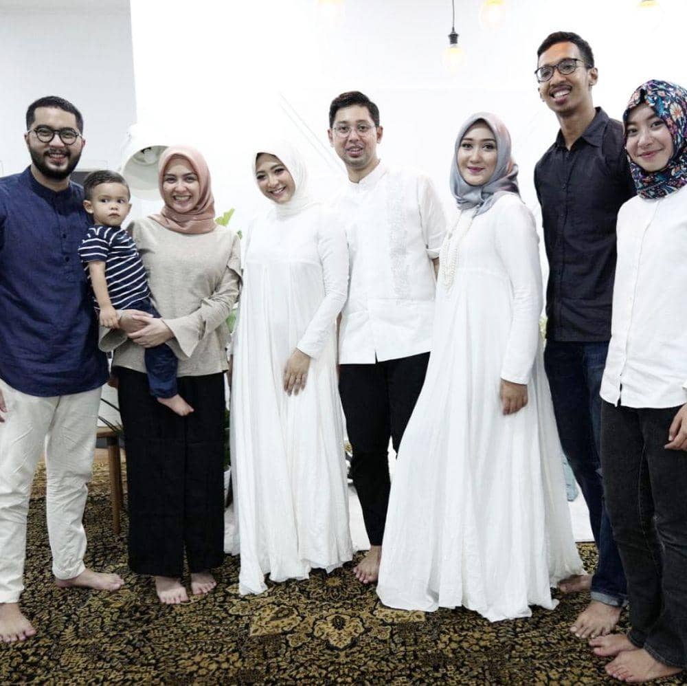 keluarga dian pelangi