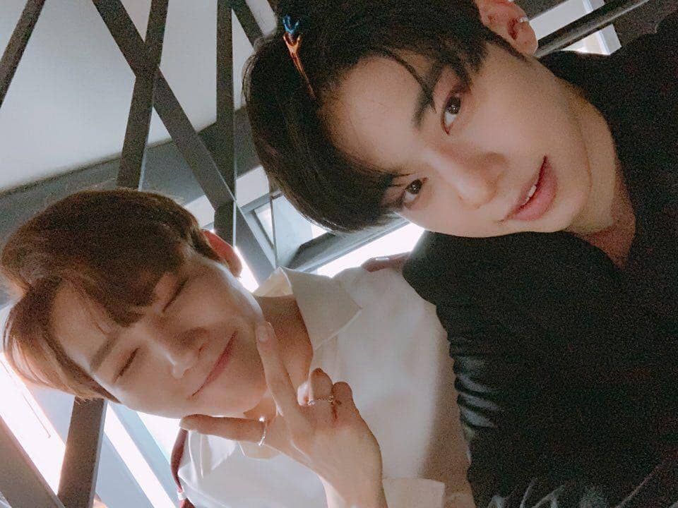 instagram.com/ab6ix_official/