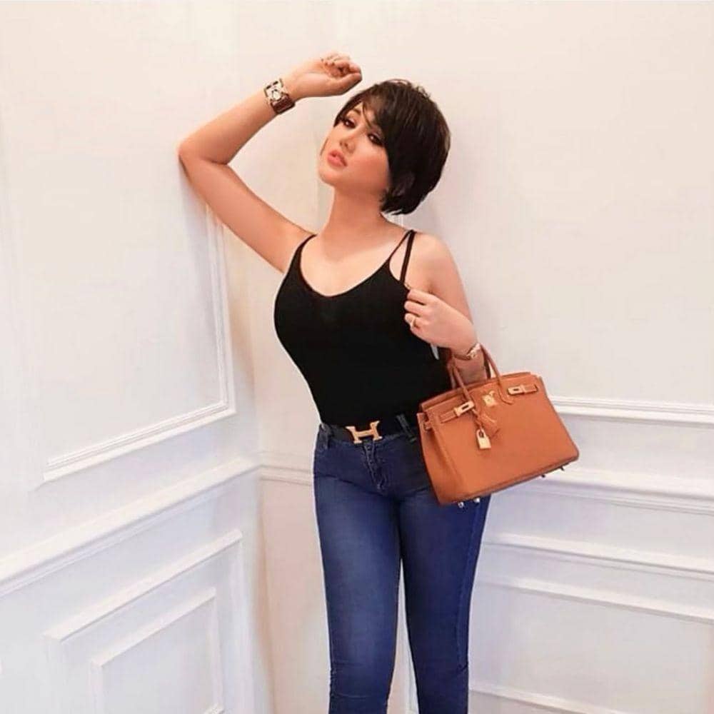 Instagram/lucintaluna