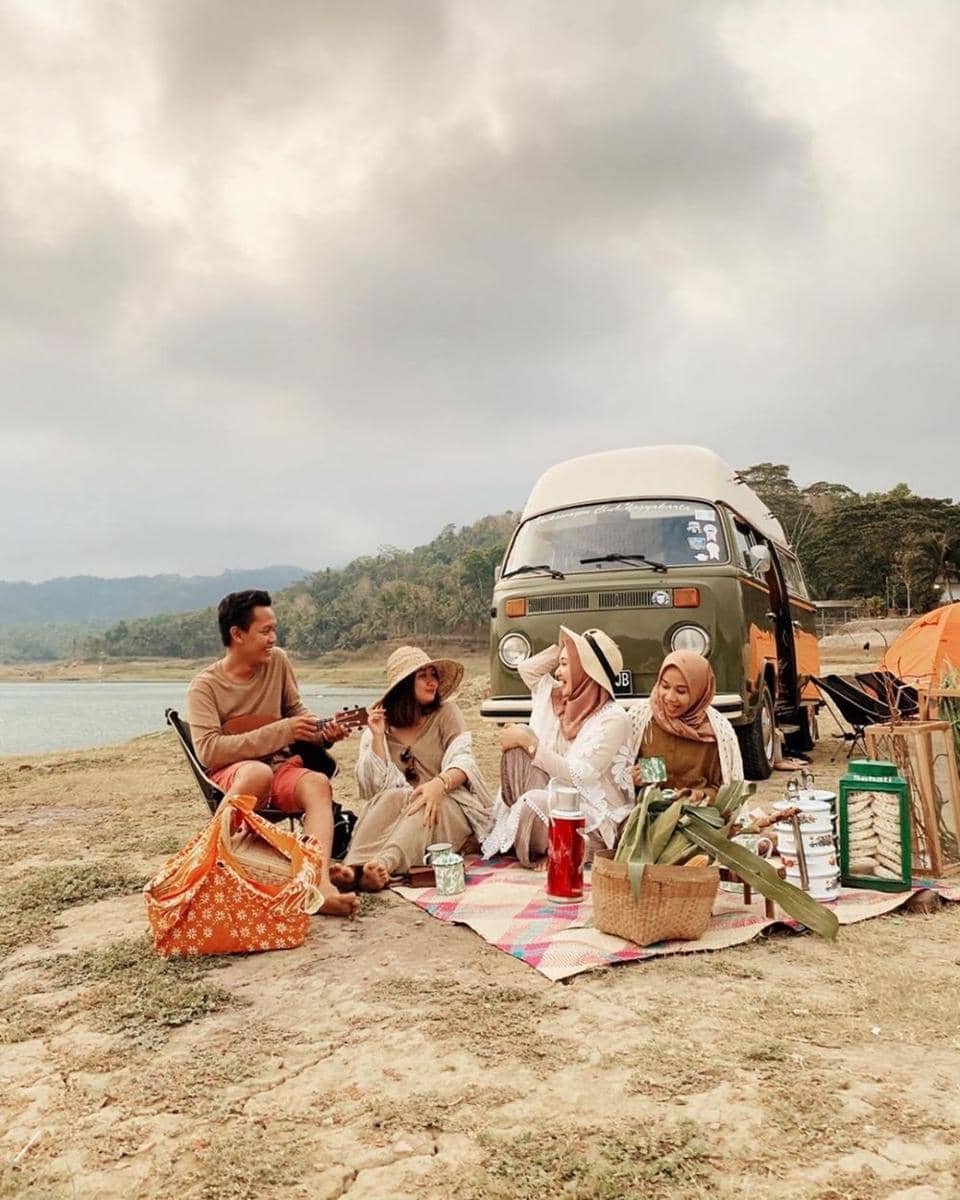 instagram.com/dianpelangi