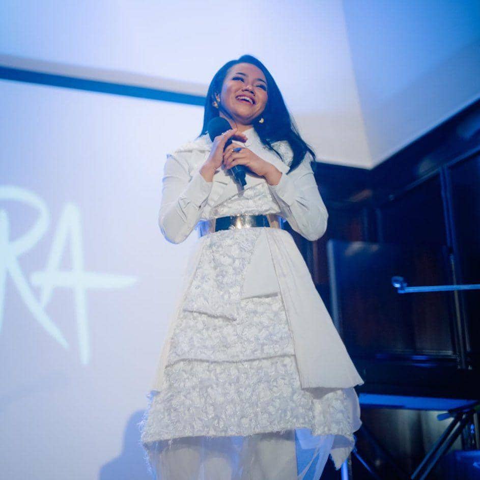 instagram.com/walktalkdress