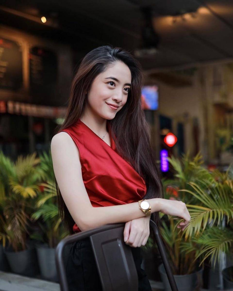 Instagram.com/nataliezenn24