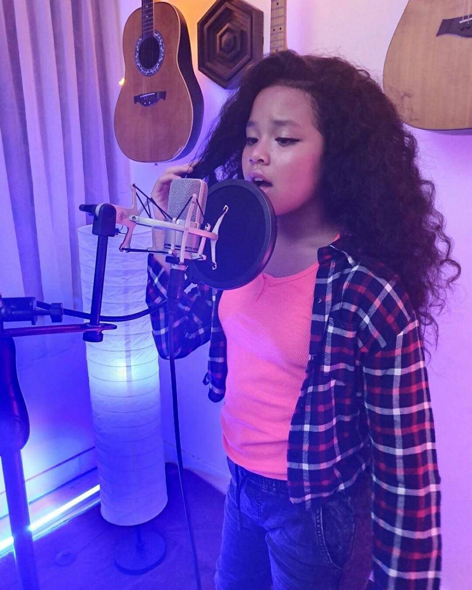 instagram.com/romariasimbolon1511