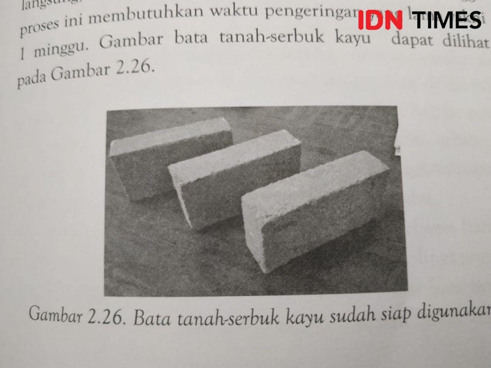 Bata tanah-serbuk kayu sudah siap digunakan. Repro IDN TImes/Fitira Madia