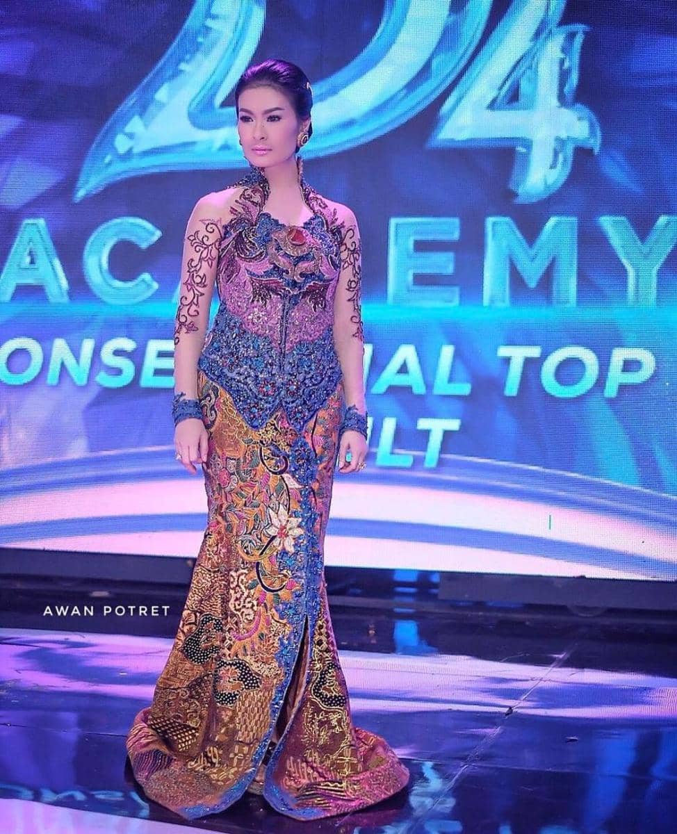 instagram.com/isdadahlia