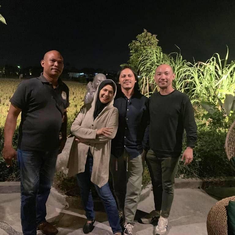 Ria Irawan dan suami