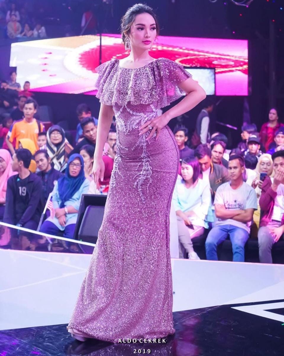 instagram.com/zaskia_gotix