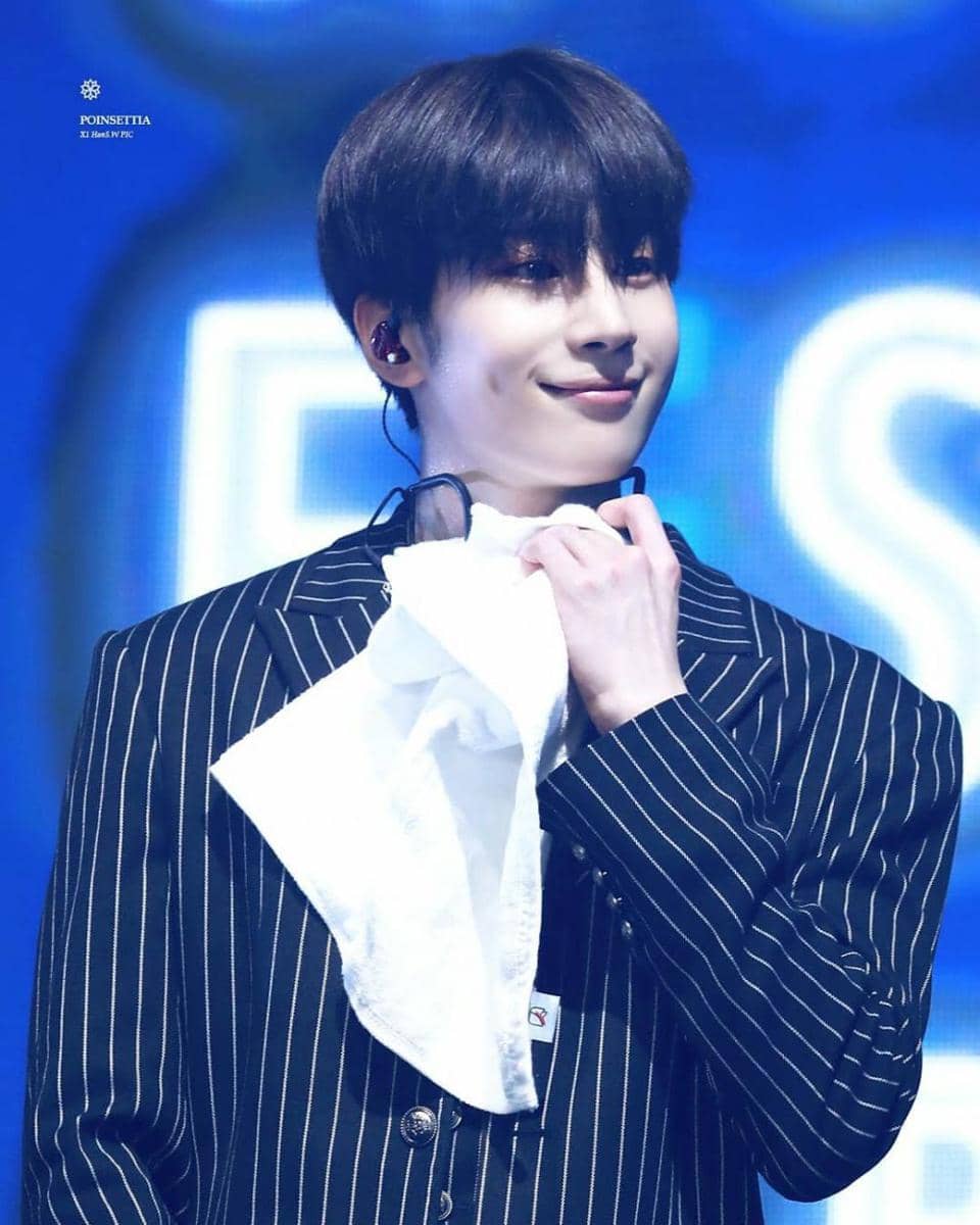 Instagram/officialseungwoo