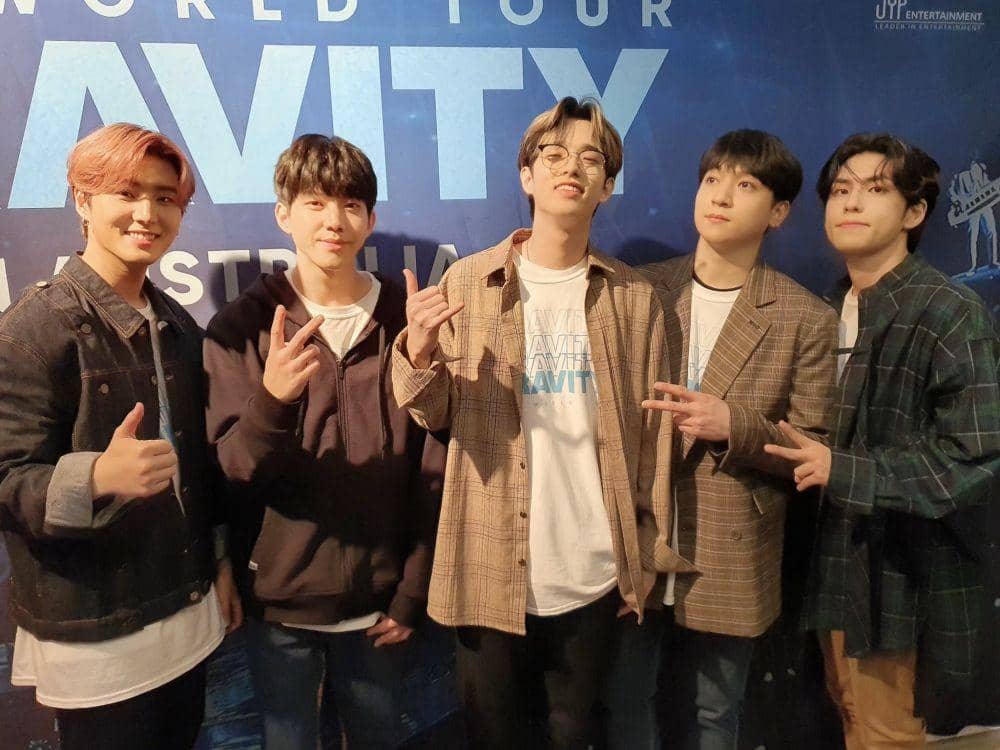 twitter.com/day6official