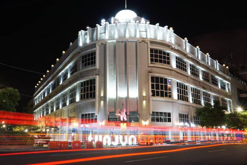 Jalan Tunjungan Surabaya