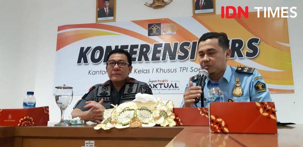 Imigrasi bandara soetta