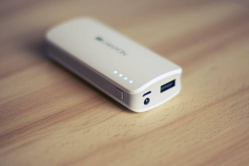 Power bank yang fungsinya sebagai daya tambahan