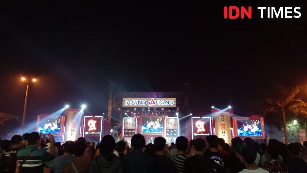Konser Sound Sations Medan (IDN Times/Indah Permata Sari)