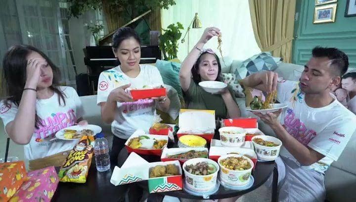 instagram.com/ayamjerit