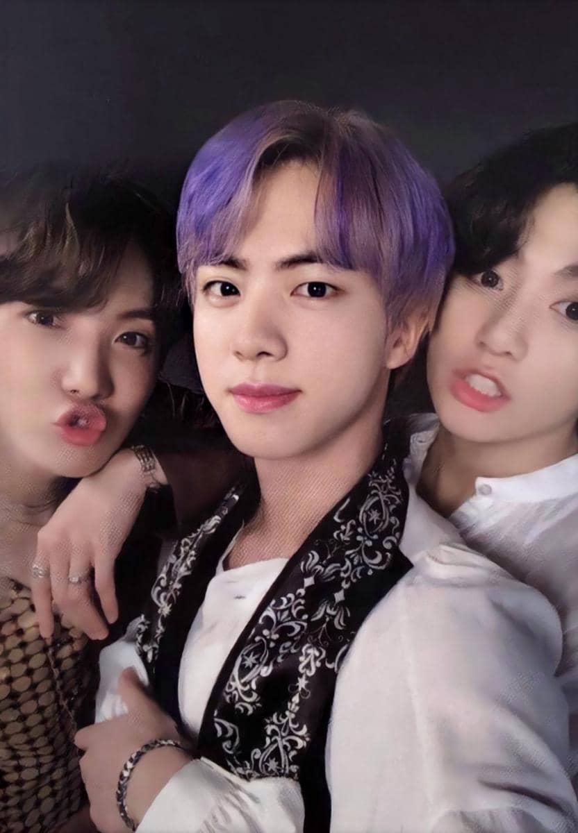 twitter.com/seokjinbit