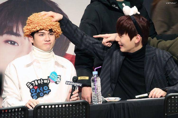 11 Potret Bromance Ong Seongwu dan Hwang Minhyun NU'EST