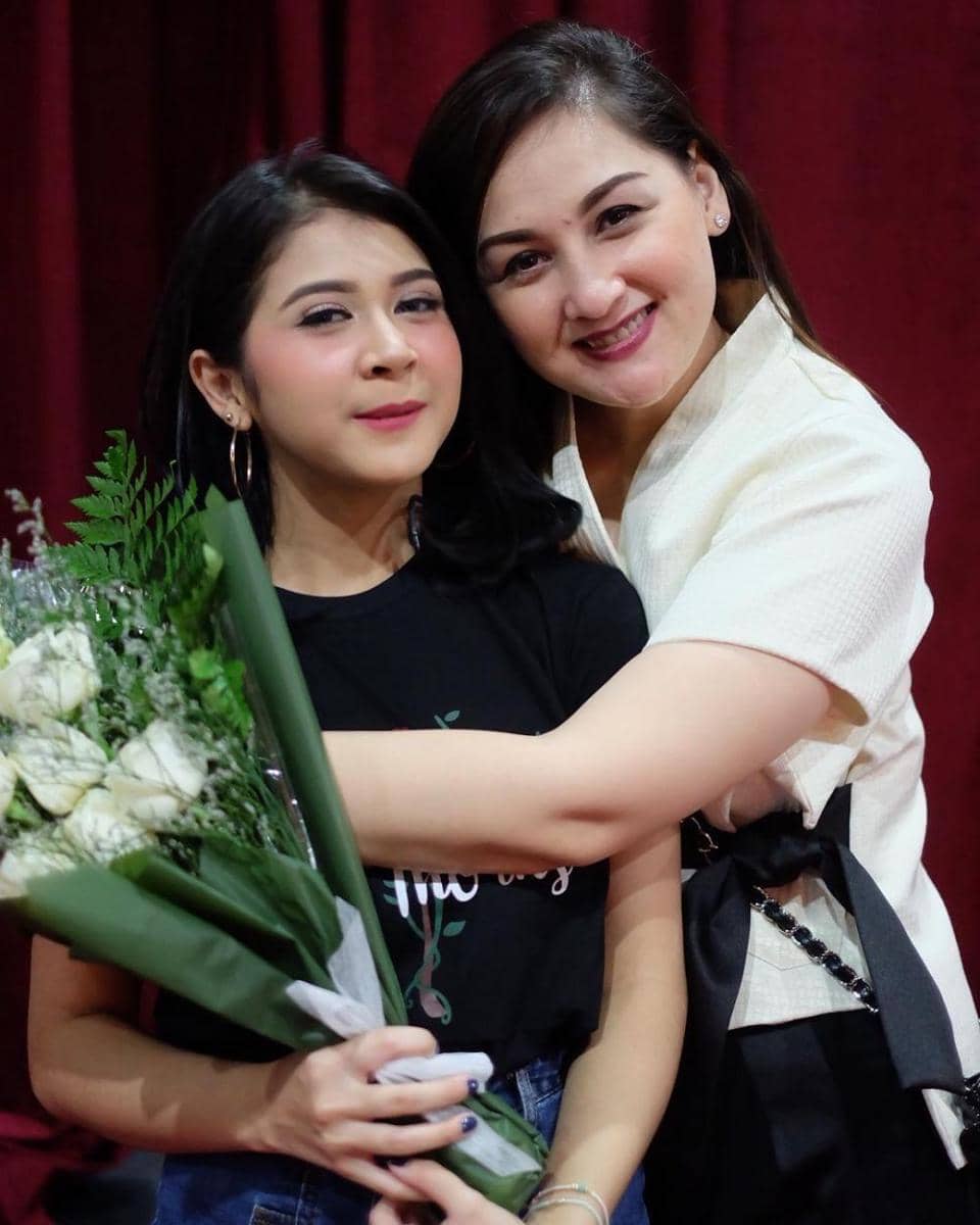 Instagram.com/monaratuliu