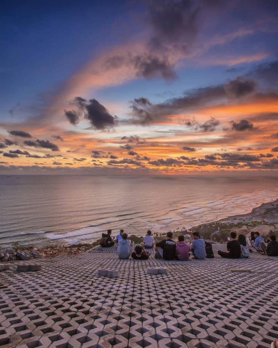 instagram.com/taufiqurhman_