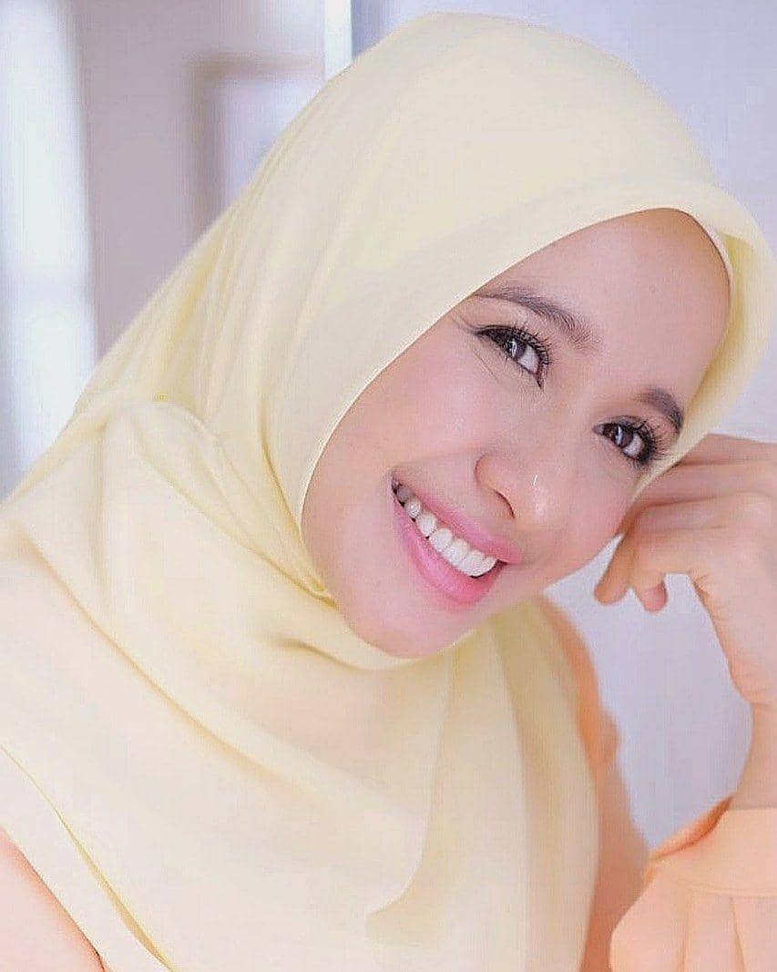 Instagram.com/laudyacynthiabella