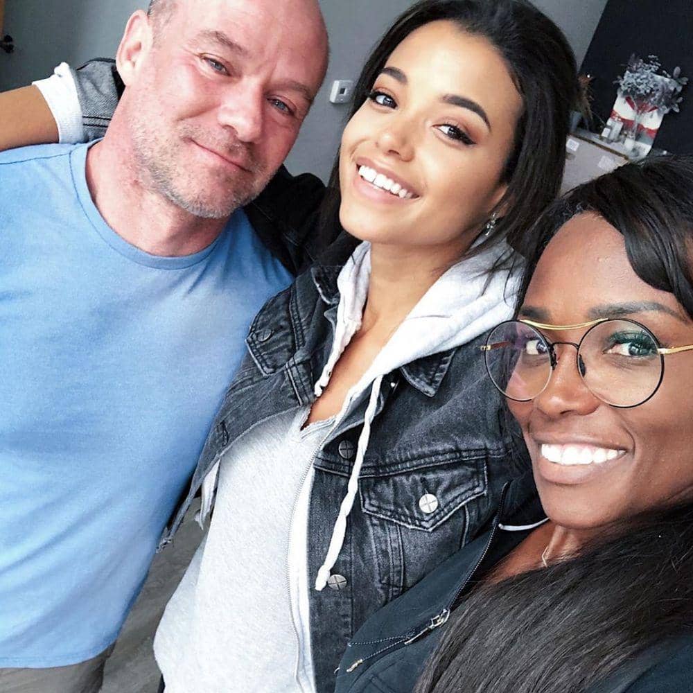 instagram.com/ellabalinska