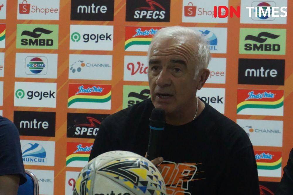 Mario Gomez saat sesi jumpa pers di Stadion Maguwoharjo, Sleman, Rabu (20/11) malam. (IDN Times/Tunggul Kumoro)