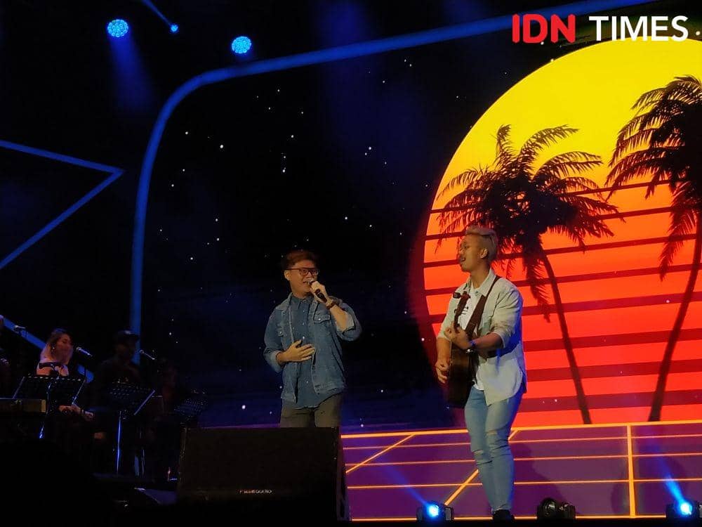 Eclat Story saat manggung dalam acara "Journey Into The New World of Music" di Istora Senayan, Jakarta, pada 20 November 2019. IDN Times/Nadia Umara