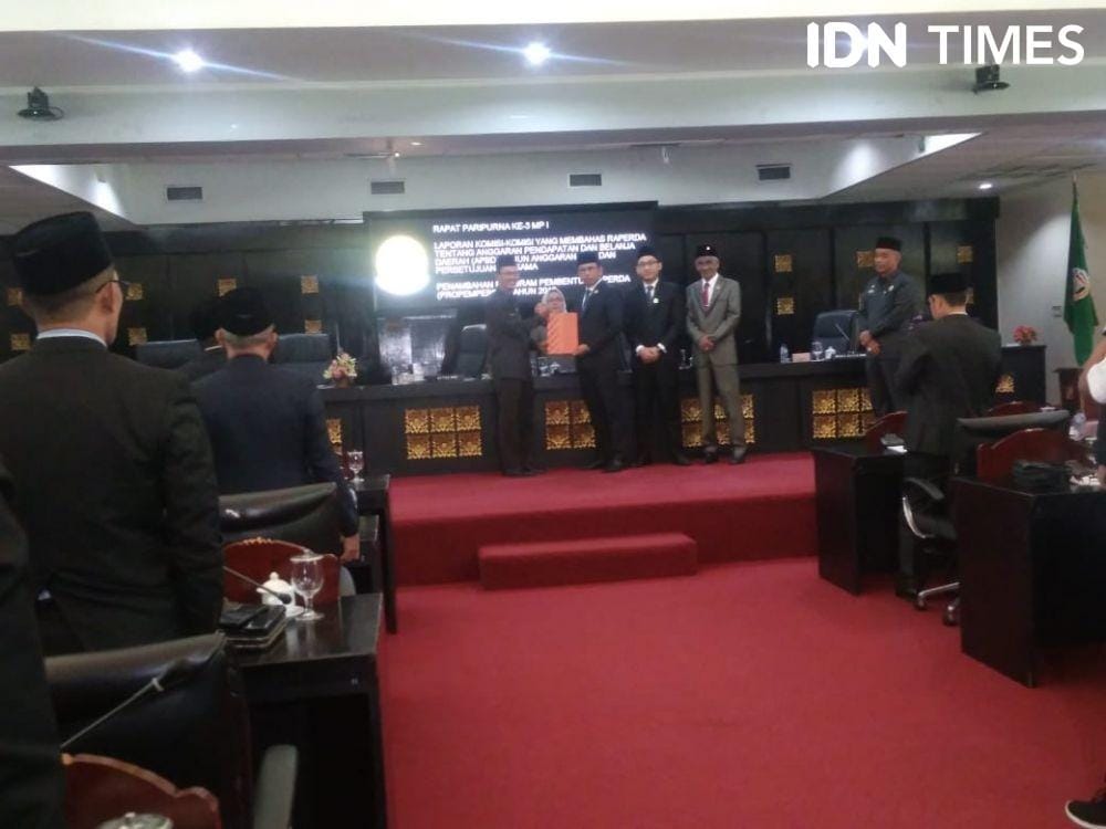 Rapat Paripurna ke-3 terkait laporan komisi tentang raperda APBD Tahun 2020 di Kantor DPRD Palembang, Rabu (20/11) (IDN Times/Feny Maulia Agustin)