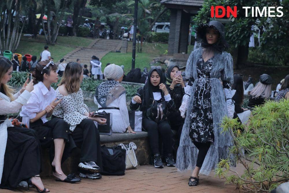 Fashion Show Koleksi Asmara. 20 November 2019. IDN Times/Geralda Talitha
