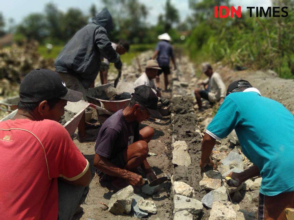 Program untuk pemberdayaan masyarakat kecil. IDN Times/Daruwaskita